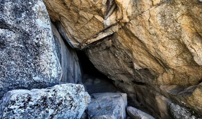 Vista de la Cueva del Ave Maria - La Pedriza
