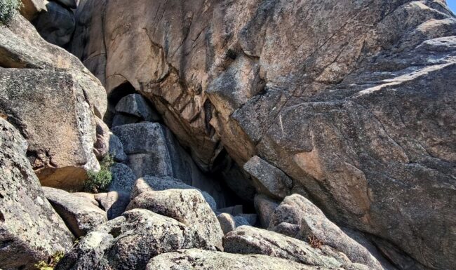 Vista de la Cueva del Ave Maria - La Pedriza