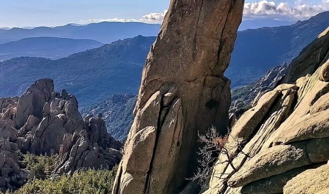 Vista de el Mogote de los Suicidas - La Pedriza