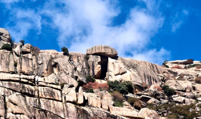 Vista del risco de la Cripta - La Pedriza