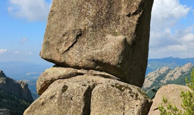 Vista del risco del Balcón desde otra perspectiva - La Pedriza